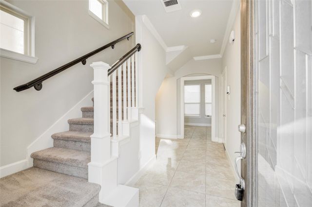 9624 Cambridge Manor Lane, Houston, TX 77045