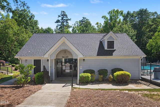 1517 Dexter Ridge Drive, Holly Springs, NC 27540