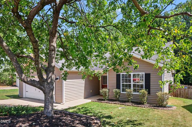 1517 Dexter Ridge Drive, Holly Springs, NC 27540