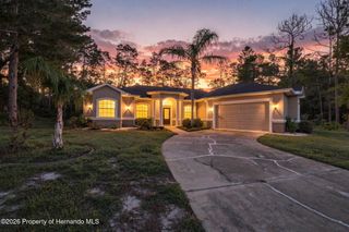 25 Sanders Circle, Homosassa, FL 34446