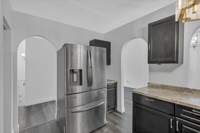 1644 Westmeadow Drive, Columbus, OH 43223