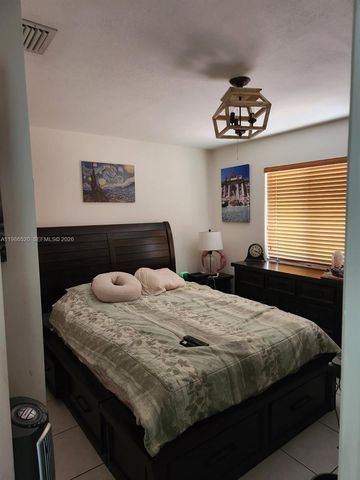 14330 SW 179th Ln, Miami, FL 33177