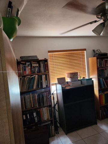 14330 SW 179th Ln, Miami, FL 33177