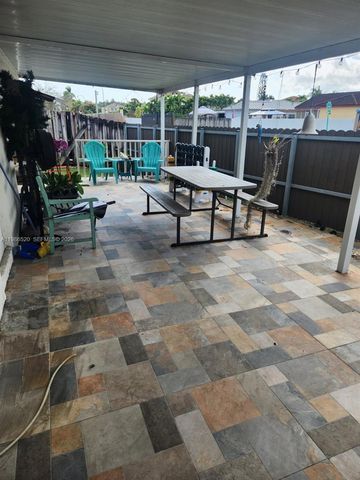 14330 SW 179th Ln, Miami, FL 33177