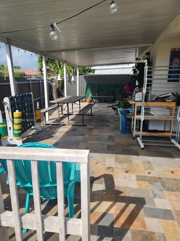 14330 SW 179th Ln, Miami, FL 33177