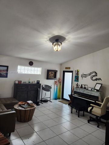 14330 SW 179th Ln, Miami, FL 33177