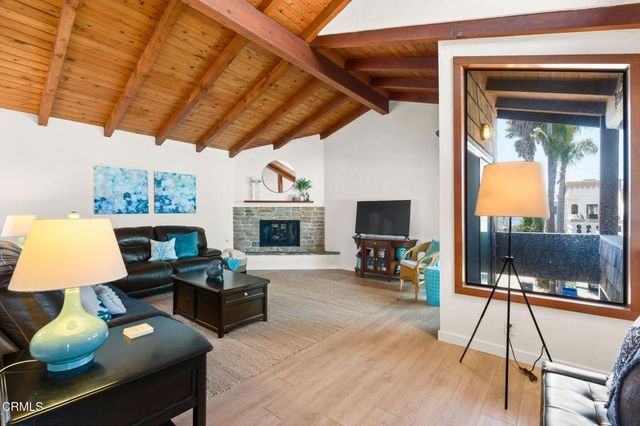 253 Melrose Drive, Oxnard, CA 93035