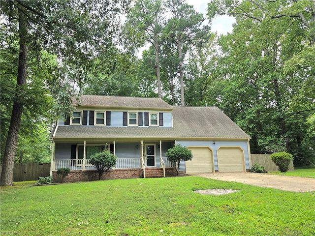 415 Rosewood LN, Yorktown, VA 23692