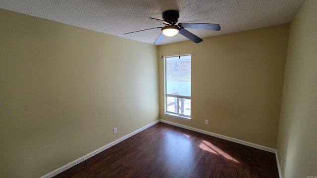 211 Pine knot, Fairfield Bay, AR 72088