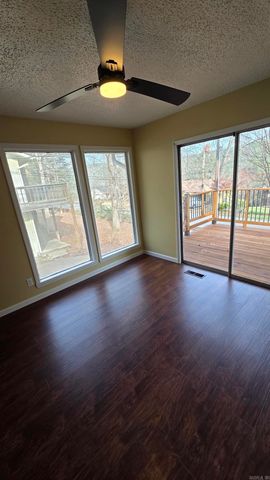 211 Pine knot, Fairfield Bay, AR 72088