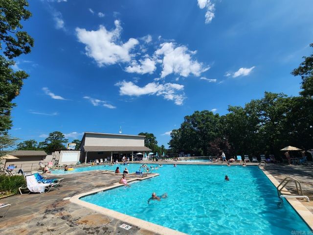 211 Pine knot, Fairfield Bay, AR 72088