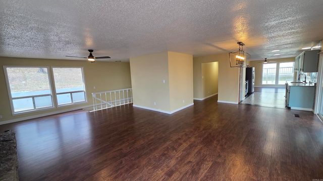 211 Pine knot, Fairfield Bay, AR 72088