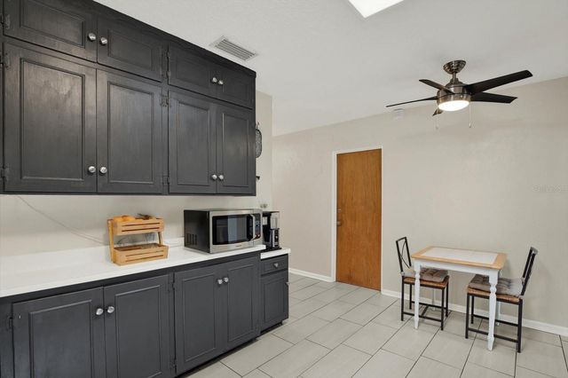 6240 39TH AVENUE N, St Petersburg, FL 33709