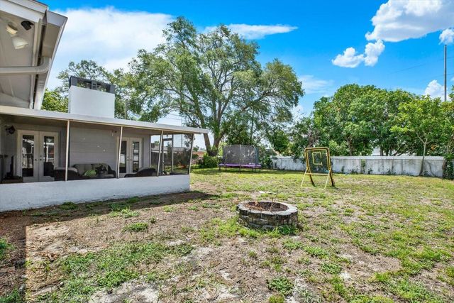 6240 39TH AVENUE N, St Petersburg, FL 33709