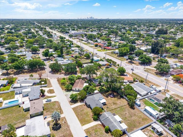 6240 39TH AVENUE N, St Petersburg, FL 33709