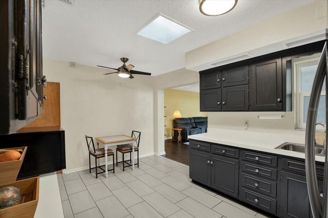 6240 39TH AVENUE N, St Petersburg, FL 33709