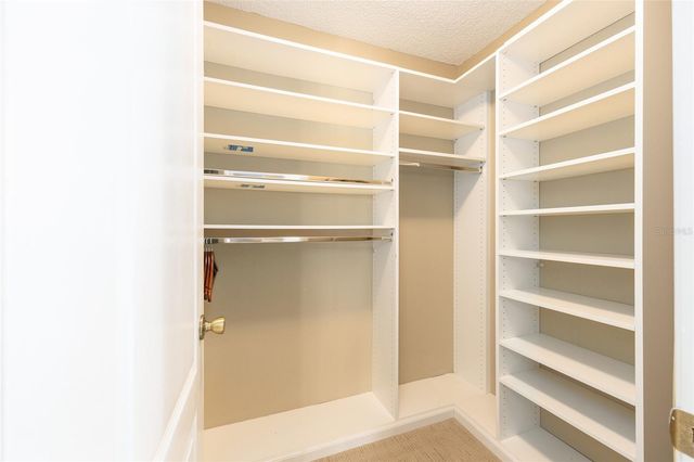 2000 ARDMORE WAY, The Villages, FL 32162