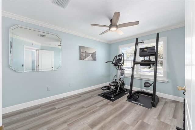 2000 ARDMORE WAY, The Villages, FL 32162