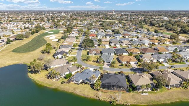 2000 ARDMORE WAY, The Villages, FL 32162