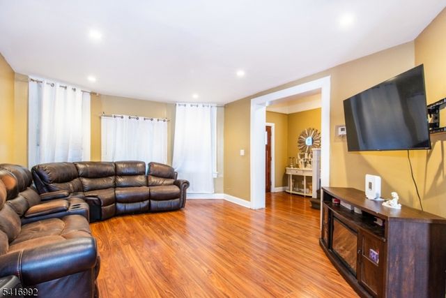 133 William Street, East Orange City, NJ 07017