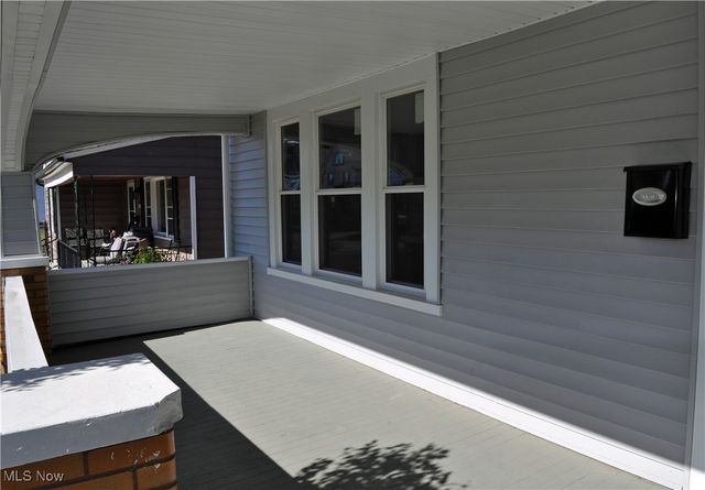 910 W 14th Street, Lorain, OH 44052