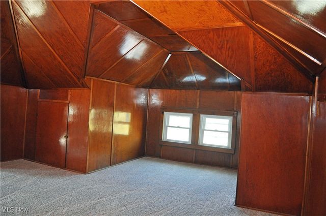 910 W 14th Street, Lorain, OH 44052