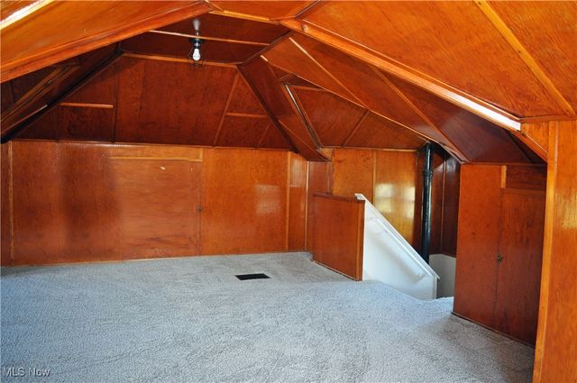 910 W 14th Street, Lorain, OH 44052