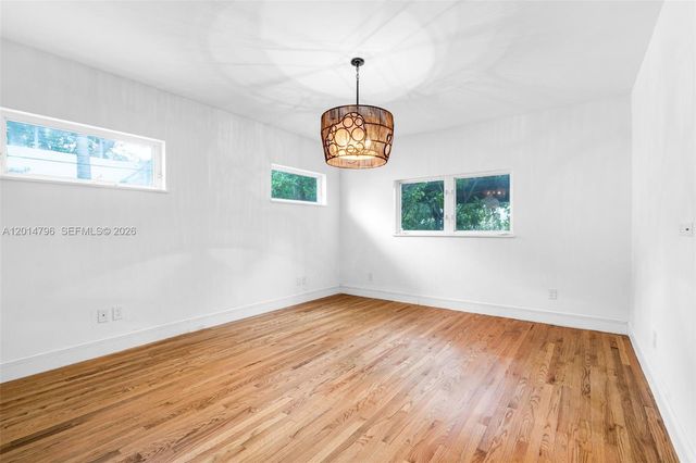 1232 Lenox Ave, Miami Beach, FL 33139