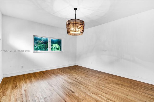 1232 Lenox Ave, Miami Beach, FL 33139
