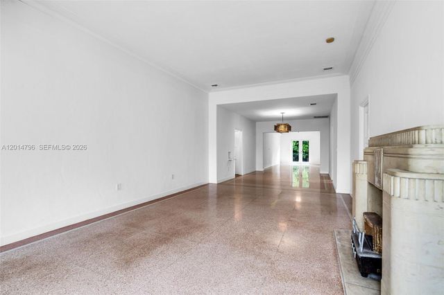 1232 Lenox Ave, Miami Beach, FL 33139