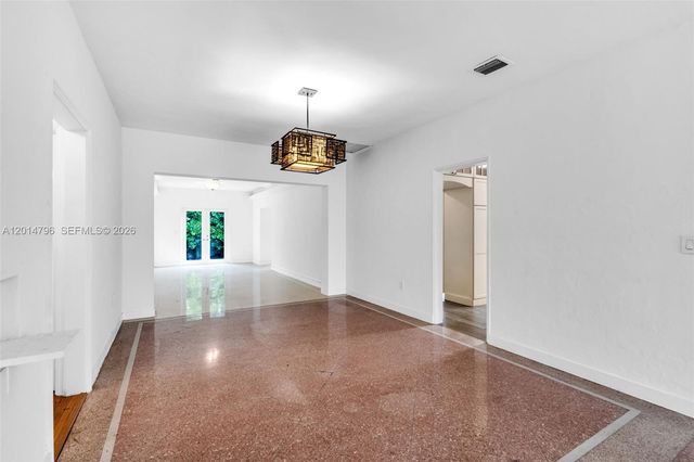 1232 Lenox Ave, Miami Beach, FL 33139