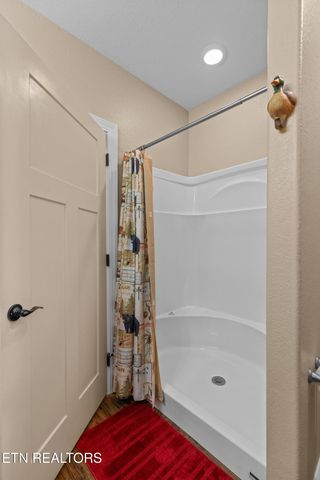 2278 Lower Rinehart Rd, Dandridge, TN 37725