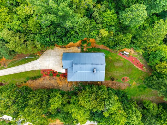 2278 Lower Rinehart Rd, Dandridge, TN 37725