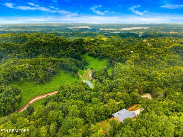 2278 Lower Rinehart Rd, Dandridge, TN 37725
