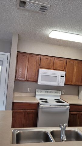 8804 Schick RD C, Austin, TX 78729