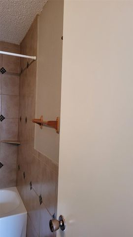 8804 Schick RD C, Austin, TX 78729