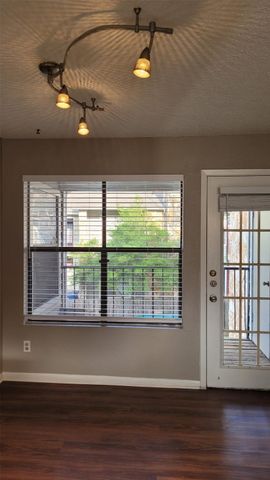 8804 Schick RD C, Austin, TX 78729