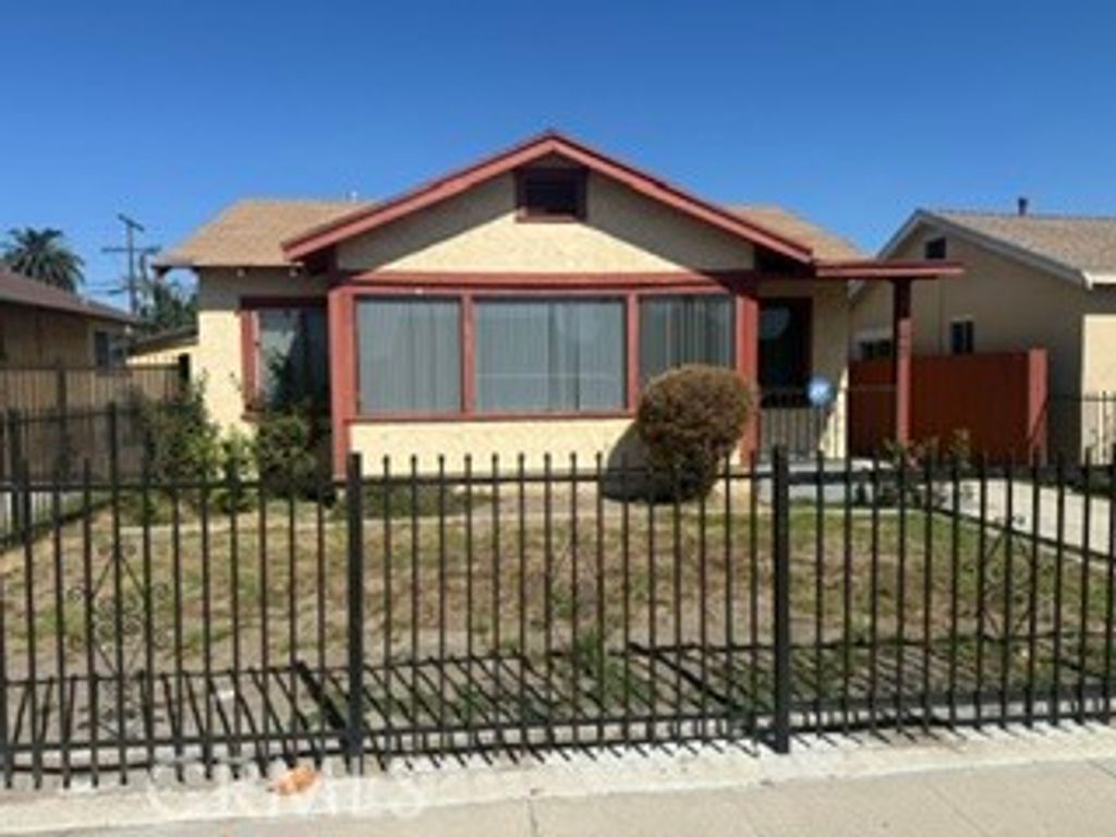 145 W 93rd, Los Angeles, CA 90003 — photo 2