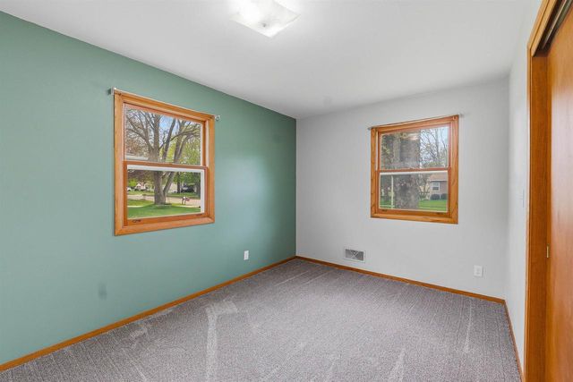 787 CHESTER PLACE, Fond Du Lac, WI 54935