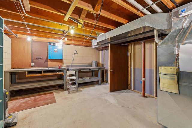 787 CHESTER PLACE, Fond Du Lac, WI 54935