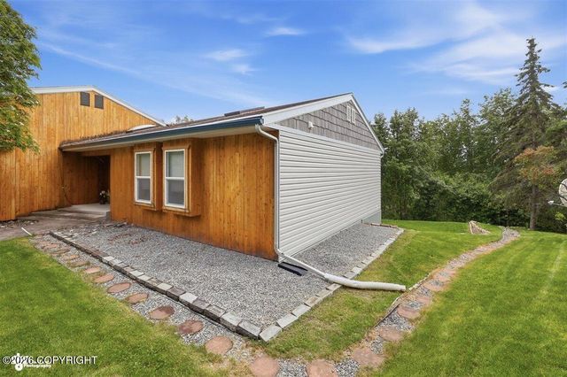 1075 Bogie Court, Soldotna, AK 99669