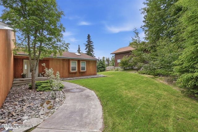 1075 Bogie Court, Soldotna, AK 99669