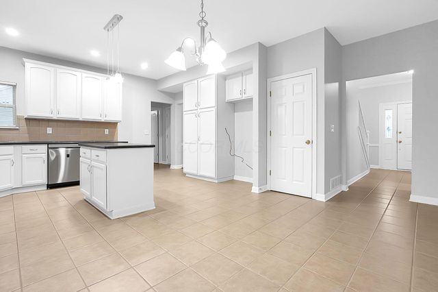 2478 Silver Hill Street, Lewis Center, OH 43035