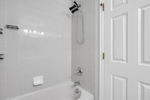 2478 Silver Hill Street, Lewis Center, OH 43035