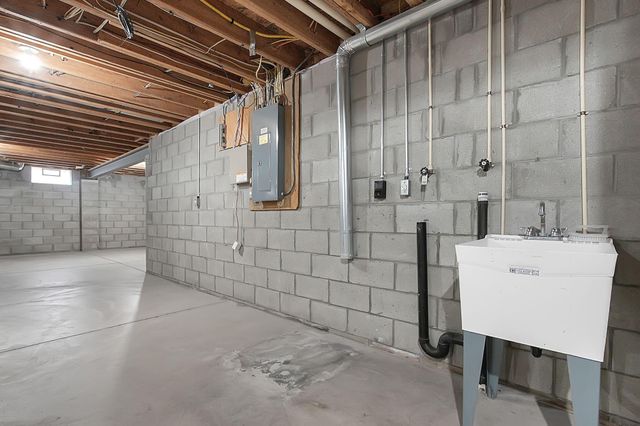 2478 Silver Hill Street, Lewis Center, OH 43035