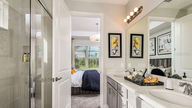 825 STEEL DRIVE, Apollo Beach, FL 33572