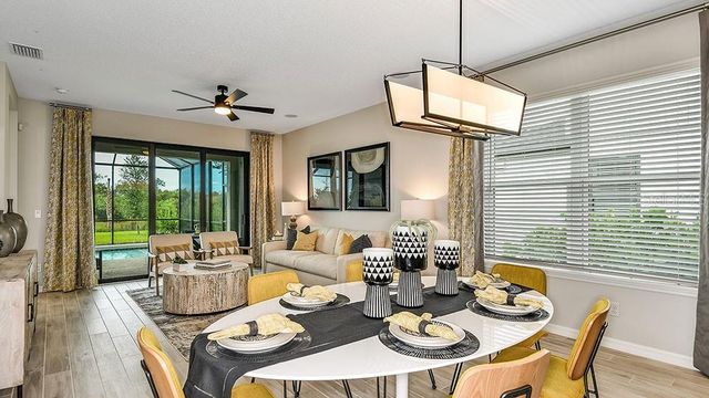 825 STEEL DRIVE, Apollo Beach, FL 33572
