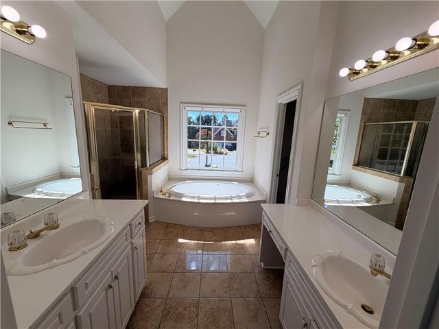 220 Forest Court, Duluth, GA 30097