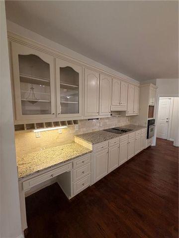 220 Forest Court, Duluth, GA 30097