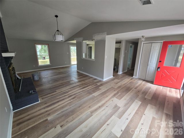 6608 Wagon Oak Road, Charlotte, NC 28212